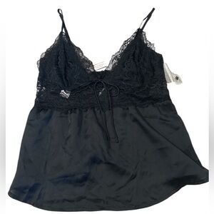 NWT Victoria’s Secret lace camisole
